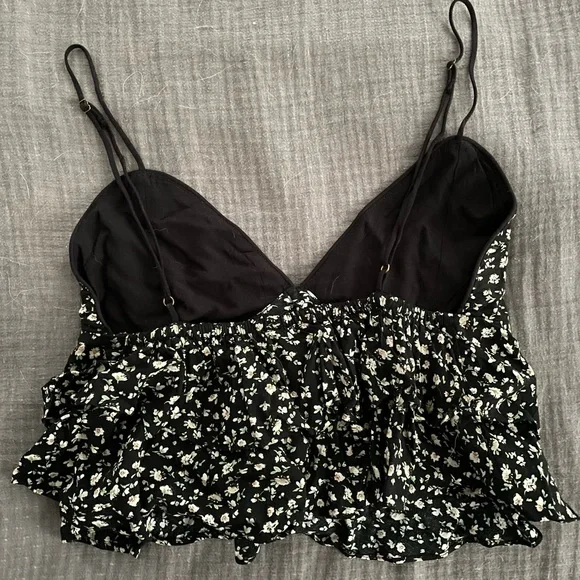 Crop Top - Picture 2 of 3